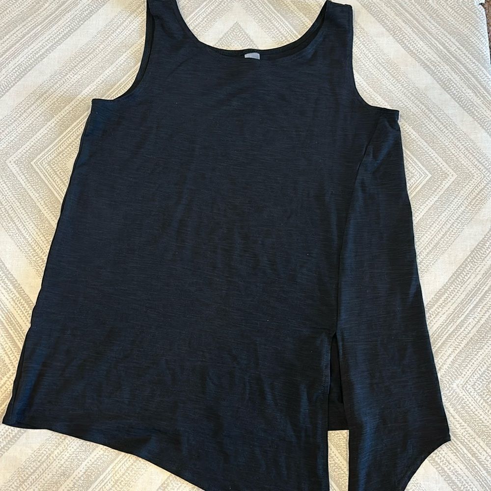 PrismSport Women’s Black Split Tank Top - Size XS